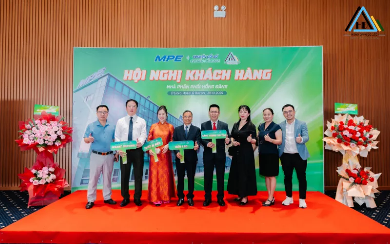 Đèn Led Mpe Tại Quảng Ninh (2)