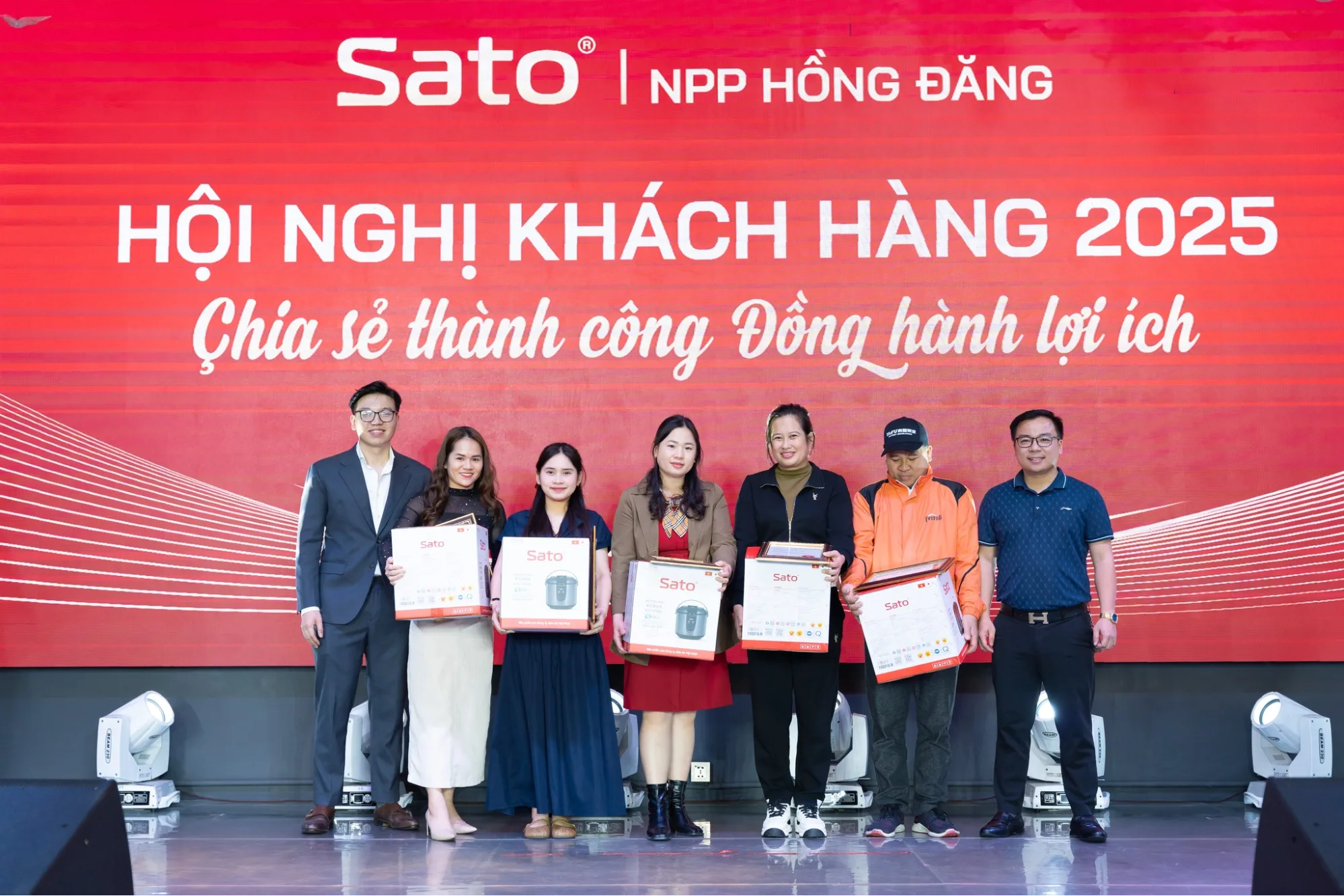 Địa Chỉ Phối Máy Hút Mùi, Bếp Từ, Gia Dụng Nhà Bếp Tại Quảng Ninh (1)
