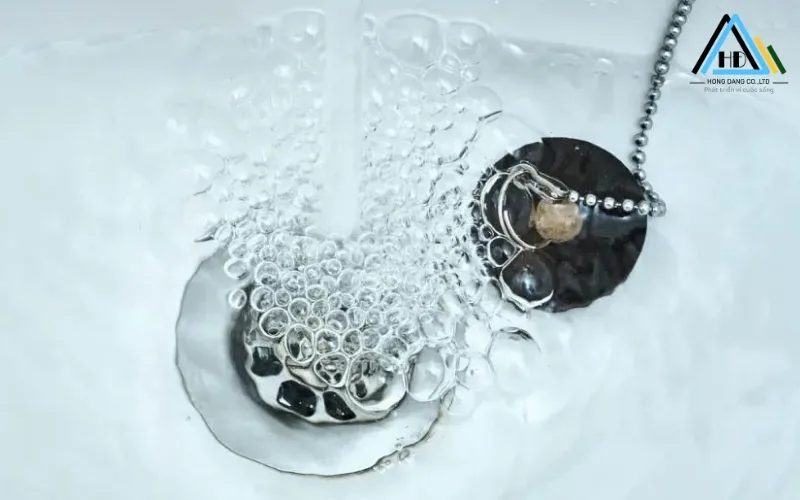 Cach Thong Ong Thoat Nuoc Nha Tam (3)